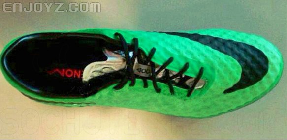 Nike-HyperVenom-Phantom-neo-lime-black-total-crimson-3.jpg