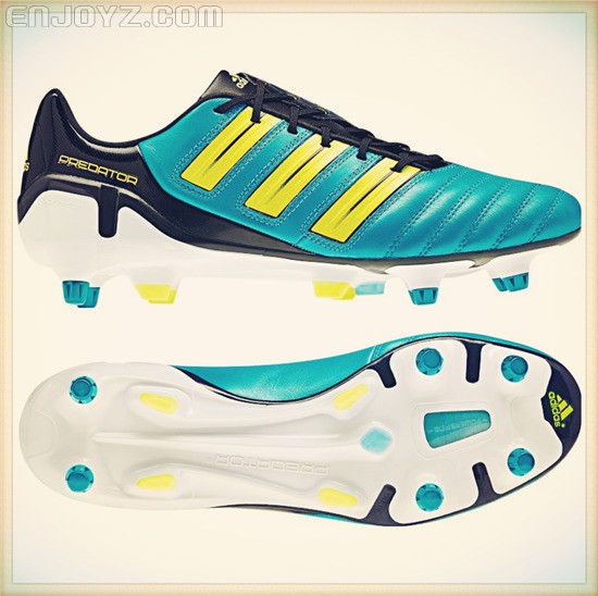 Adidas-adipower-Predator-XTRX-SG-Fussballschuhe.jpg