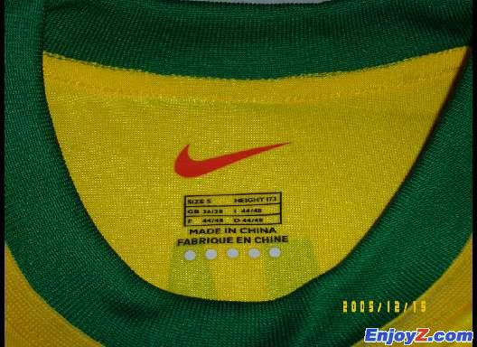 00－02年的nike球衣，巴西队领标